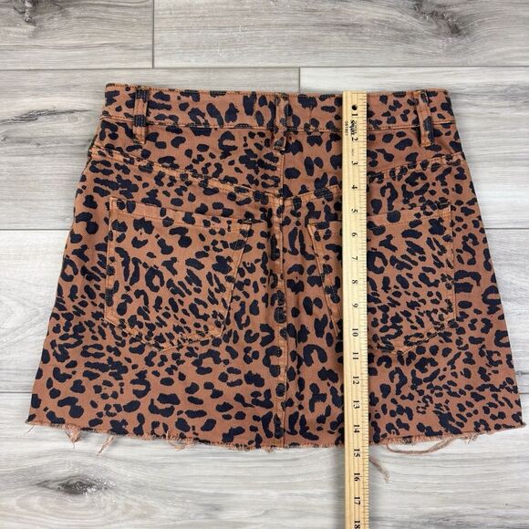 FREE PEOPLE WE THE FREE Zip It Up Animal Print Distressed Mini Skirt Size 27 - Picture 7 of 7